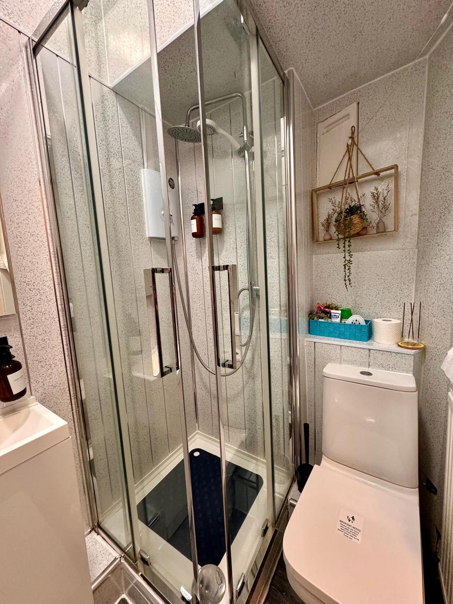 Apart Bernard Rooms Единбург Екстер'єр фото