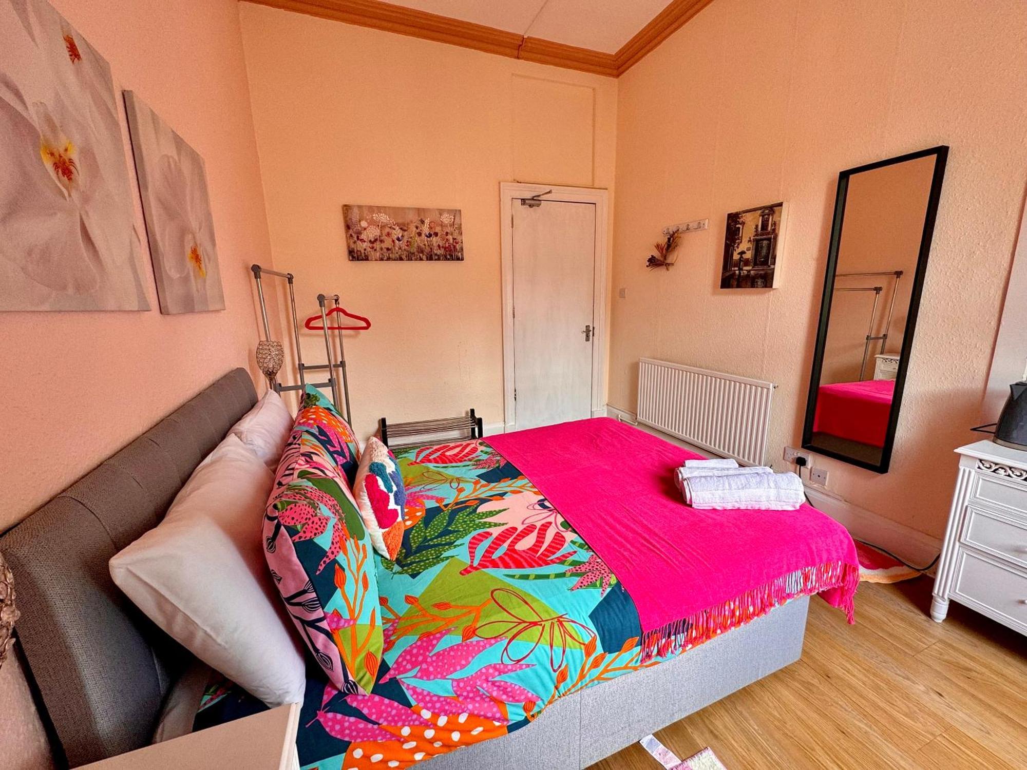 Apart Bernard Rooms Единбург Екстер'єр фото